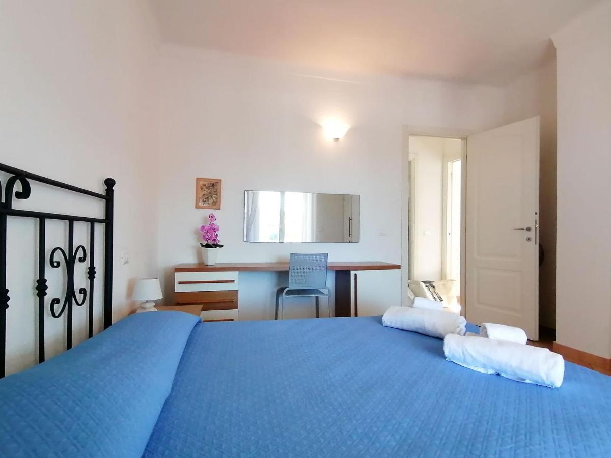 Vigna Marina Apartments Santa Teresa Gallura Eksteriør billede